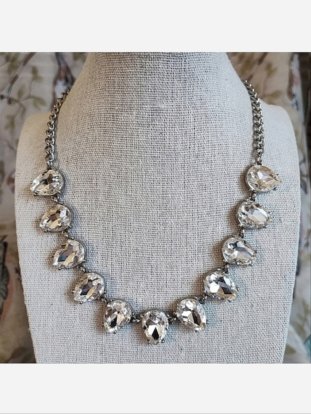 Natasha Brand Signed Cryal Clear Faceted Teardrop Silver Tone Statement Necklace